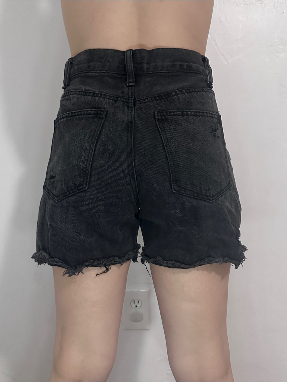 Forever 21 High Rise Distressed Cut Off Denim Shorts Black Button Size 26